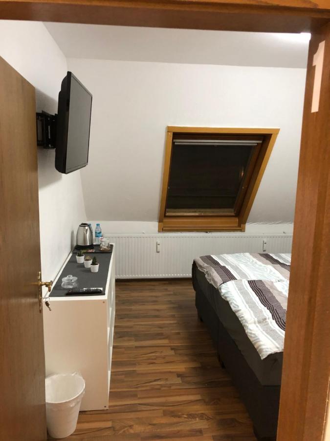 נירנברג Kaiser Homestay מראה חיצוני תמונה